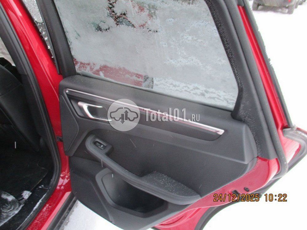 Фото Porsche Macan 42