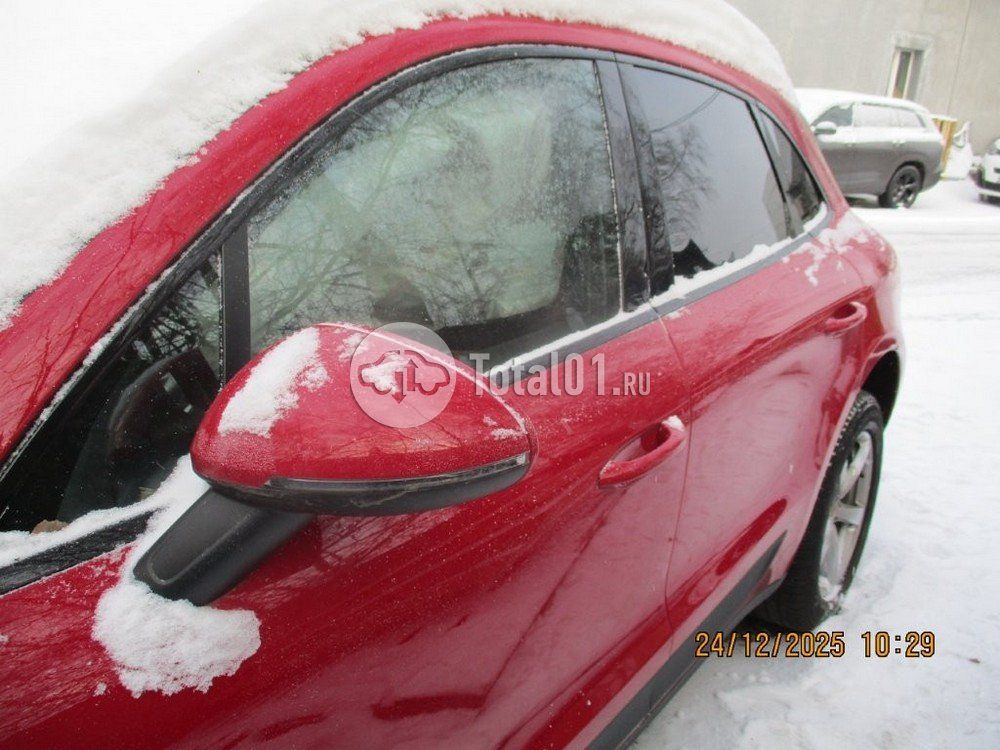 Фото Porsche Macan 182