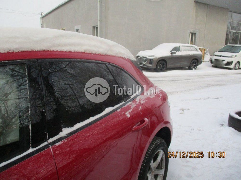 Фото Porsche Macan 186