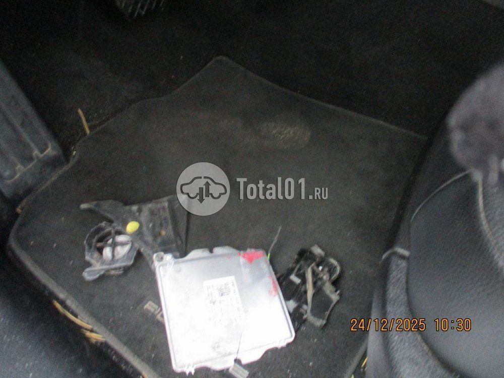 Фото Porsche Macan 200