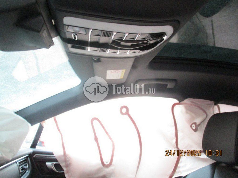 Фото Porsche Macan 208