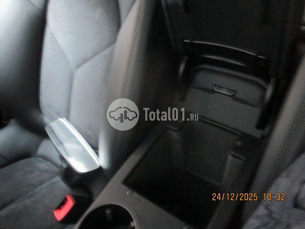 Фото Porsche Macan 238