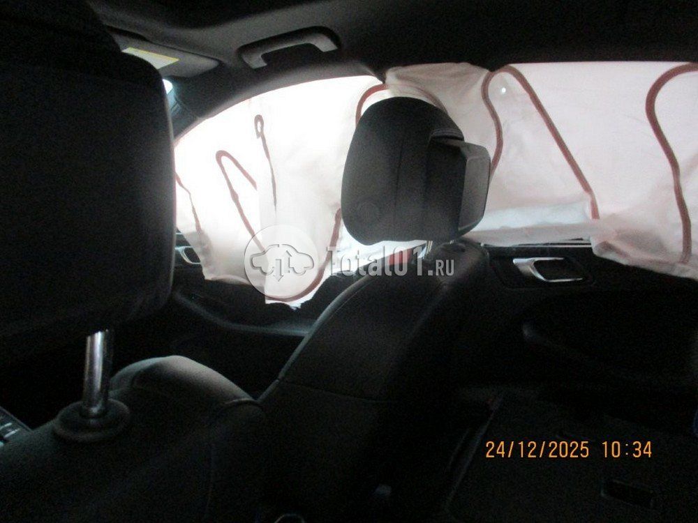 Фото Porsche Macan 262