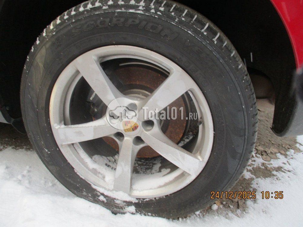 Фото Porsche Macan 276