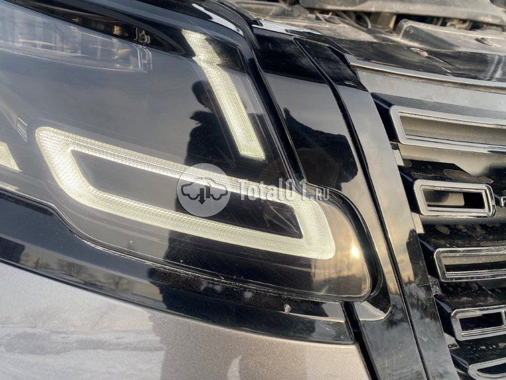Фото Land Rover Range Rover Velar 78