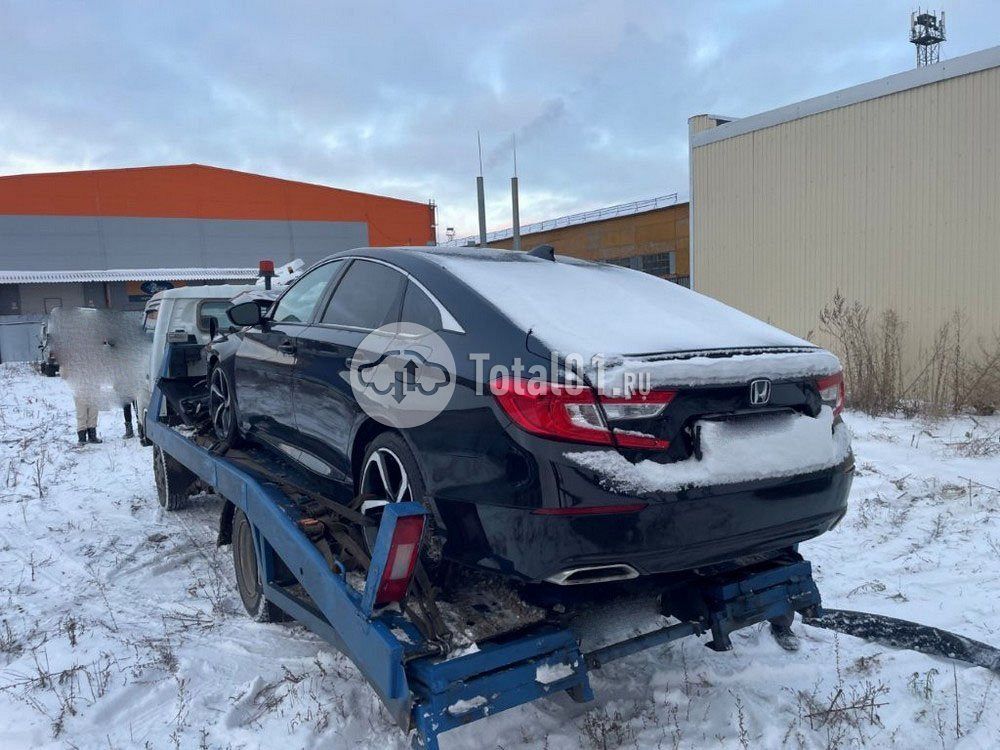 Фото Honda Accord 14