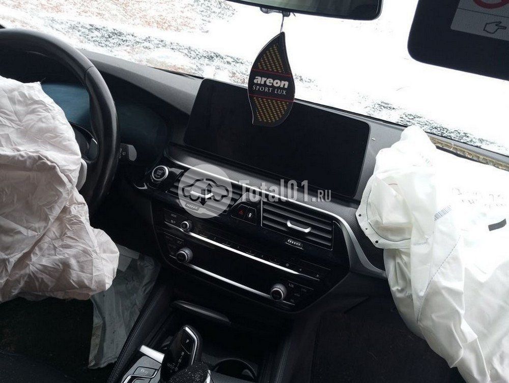 Фото BMW 5 серия 130