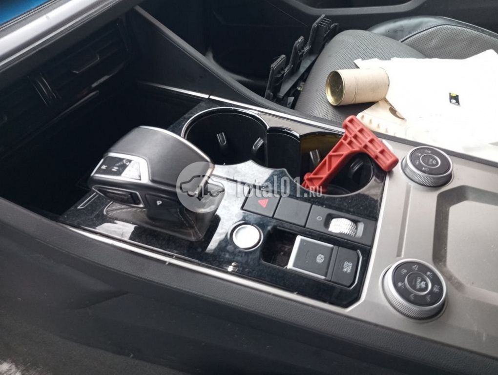 Фото Volkswagen Touareg 58