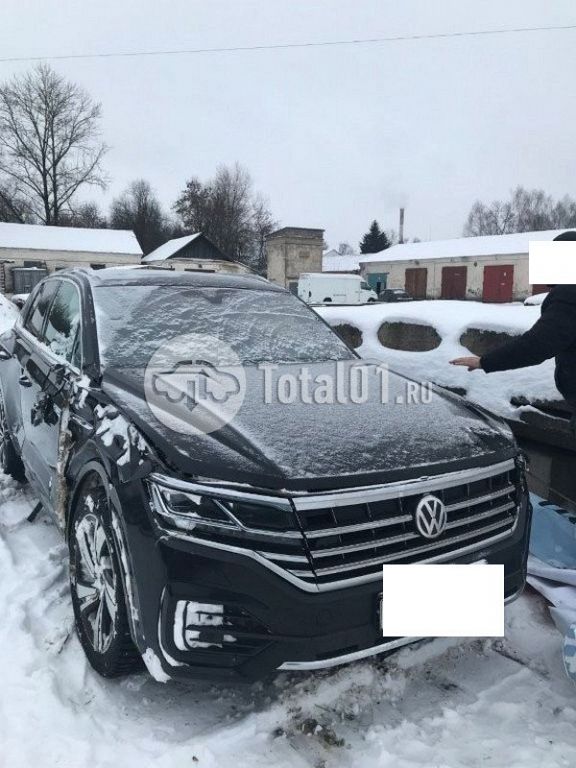 Фото Volkswagen Touareg 8