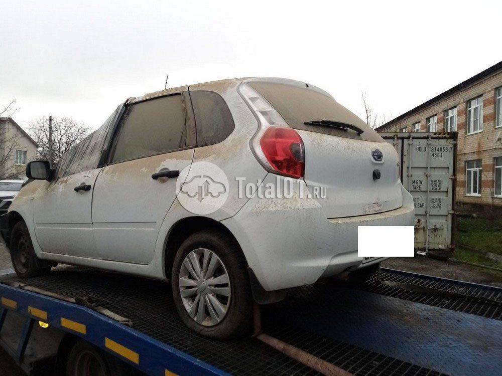 Фото Datsun mi-DO 10