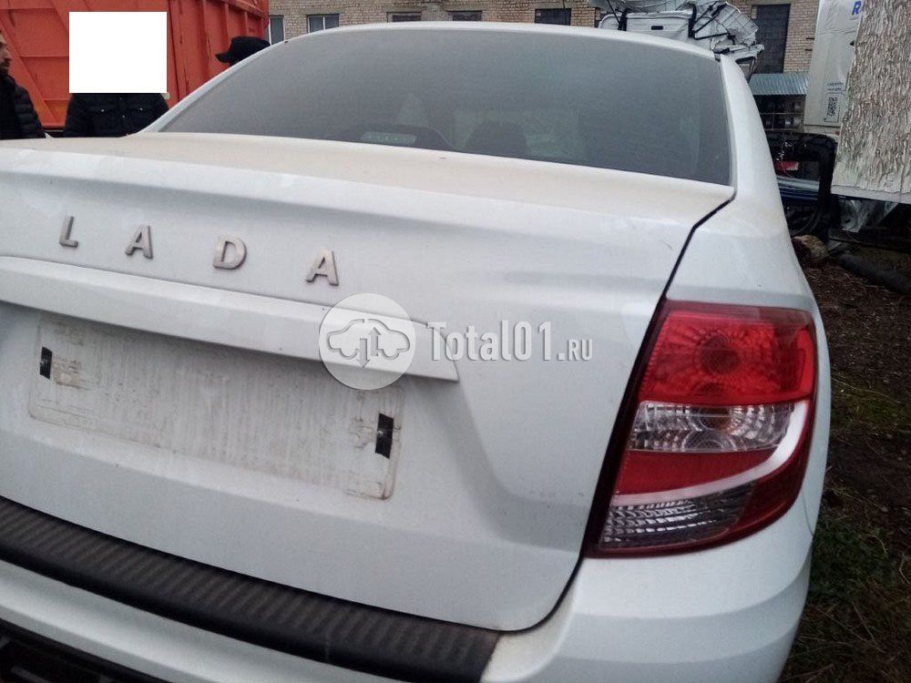 Фото ВАЗ (LADA) Granta 104