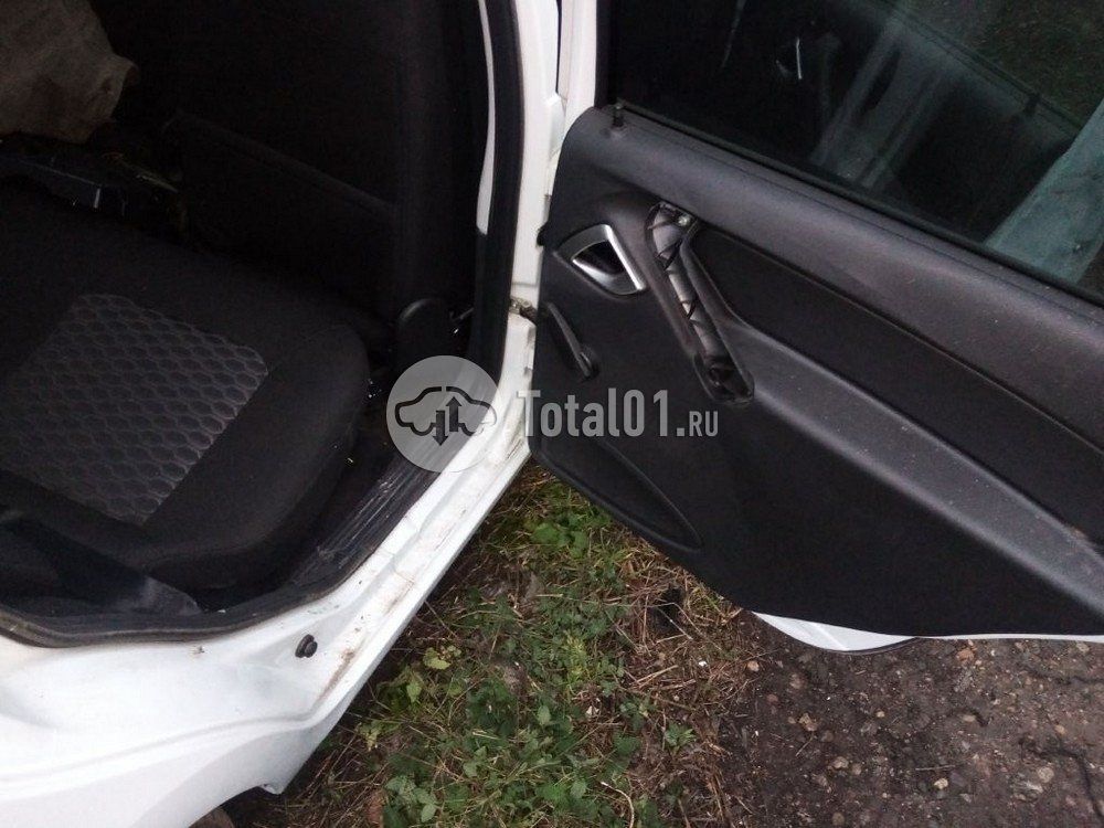 Фото ВАЗ (LADA) Granta 226