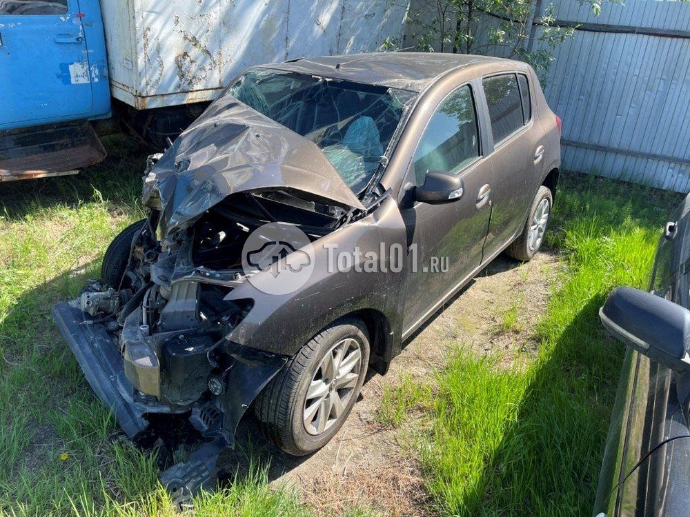 Фото Renault Sandero 26