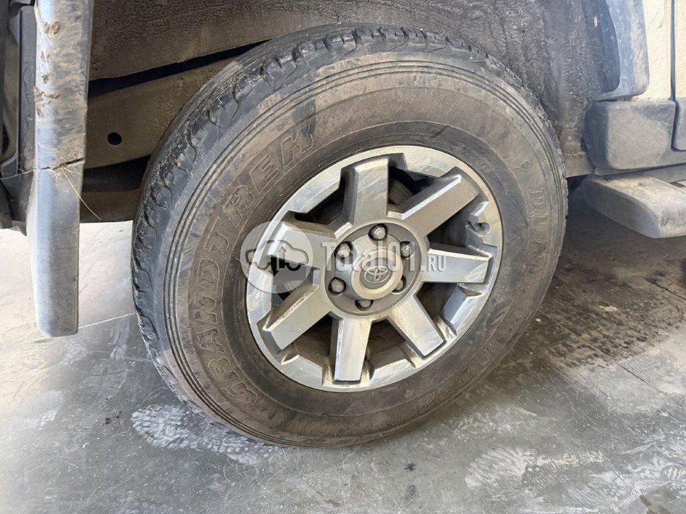 Фото Toyota FJ Cruiser 10