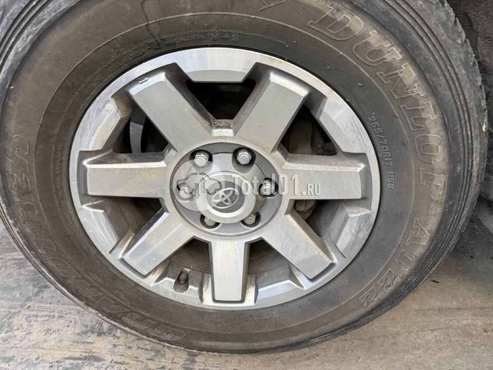 Фото Toyota FJ Cruiser 110