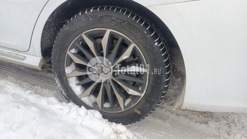 Фото OMODA S5 16