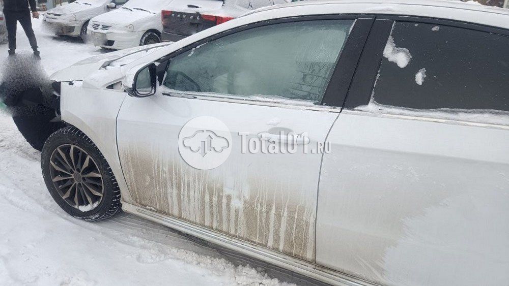 Фото OMODA S5 30