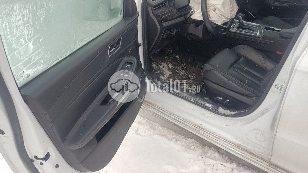 Фото OMODA S5 34