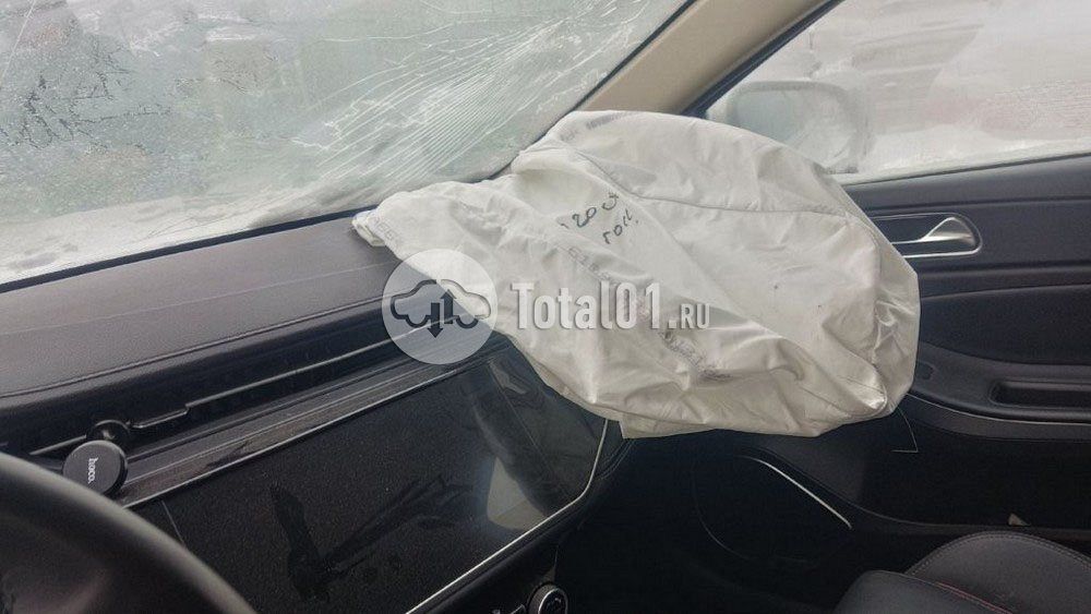 Фото OMODA S5 40