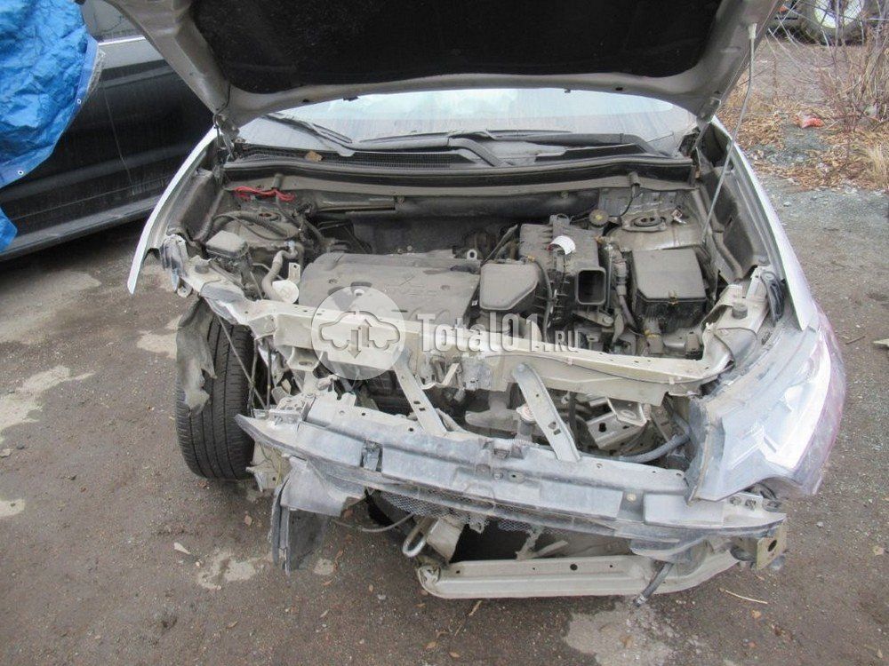 Фото Mitsubishi Outlander 10