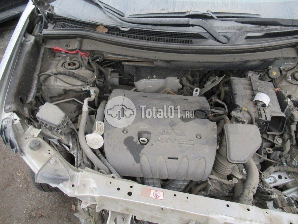 Фото Mitsubishi Outlander 14