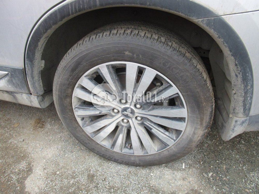 Фото Mitsubishi Outlander 44