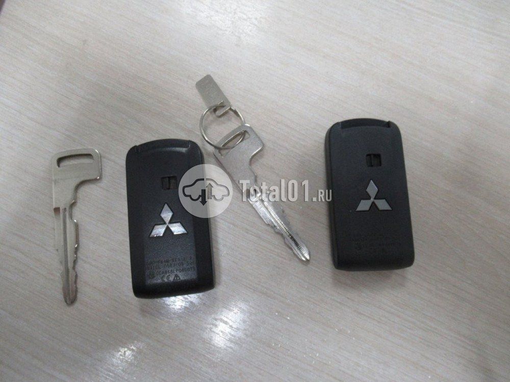 Фото Mitsubishi Outlander 98