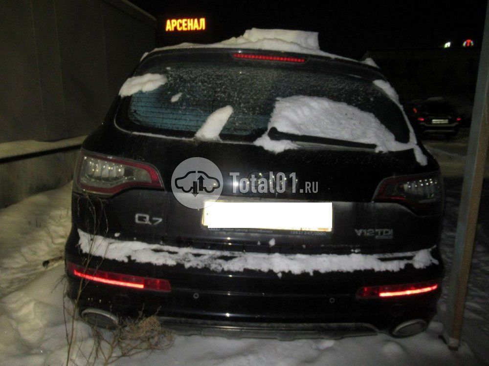 Фото Audi Q7 46