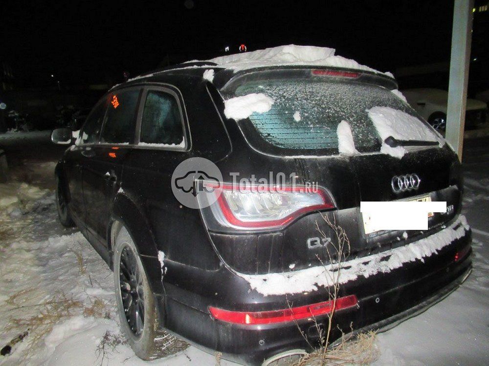 Фото Audi Q7 48