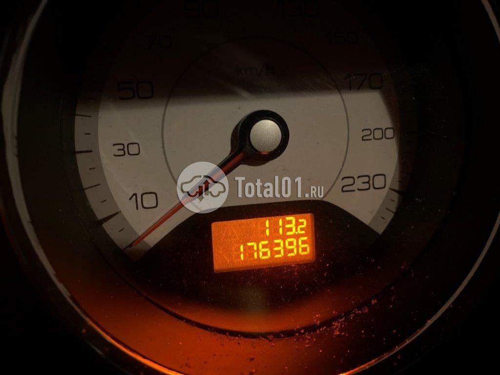 Фото Peugeot 308 4