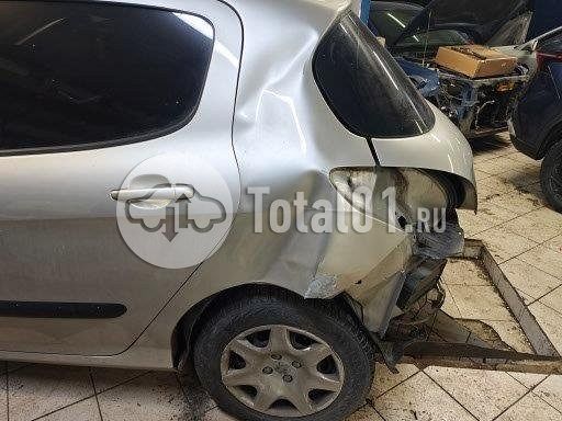 Фото Peugeot 308 22