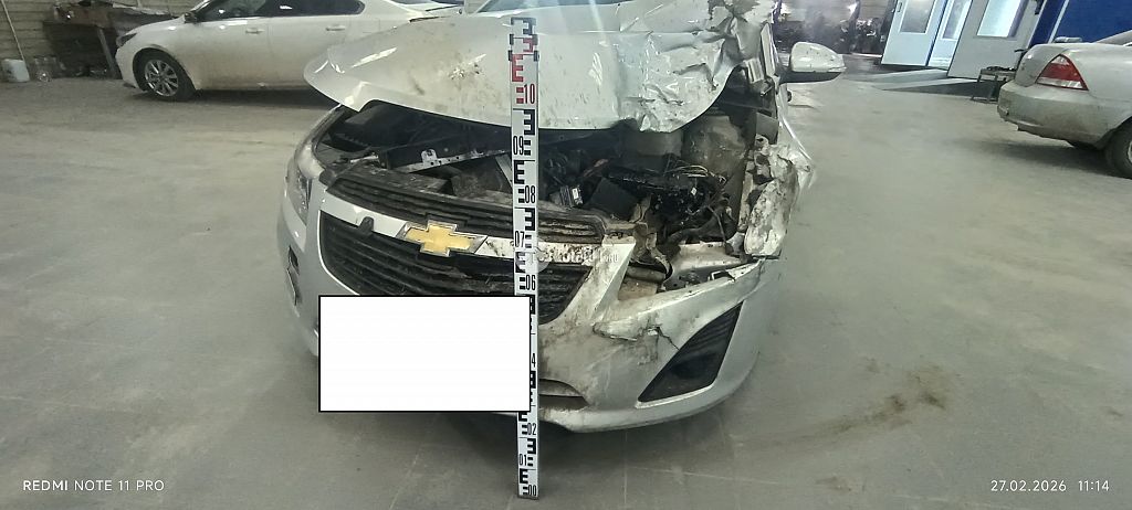 Фото Chevrolet Cruze 16