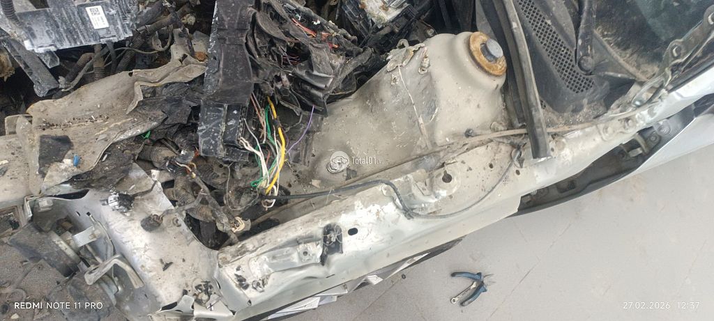 Фото Chevrolet Cruze 26