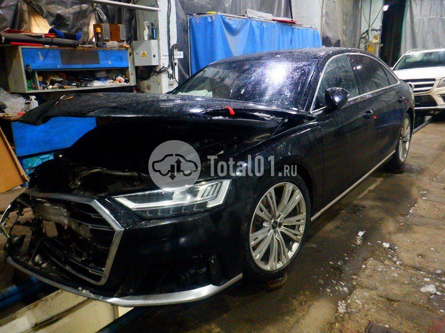 Фото Audi A8L 8