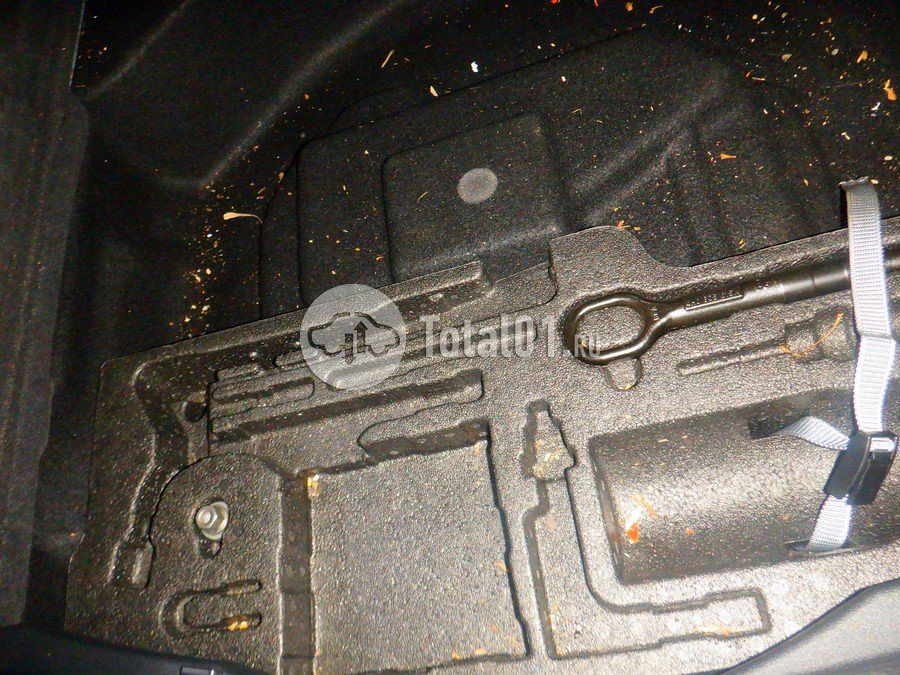 Фото Audi A8L 60