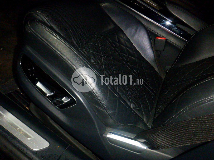 Фото Audi A8L 70