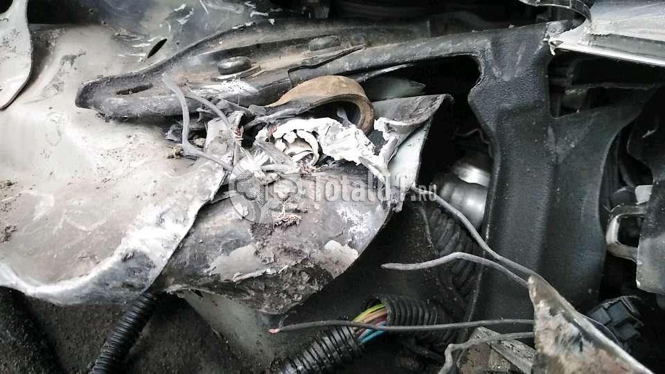 Фото Volvo S60 12