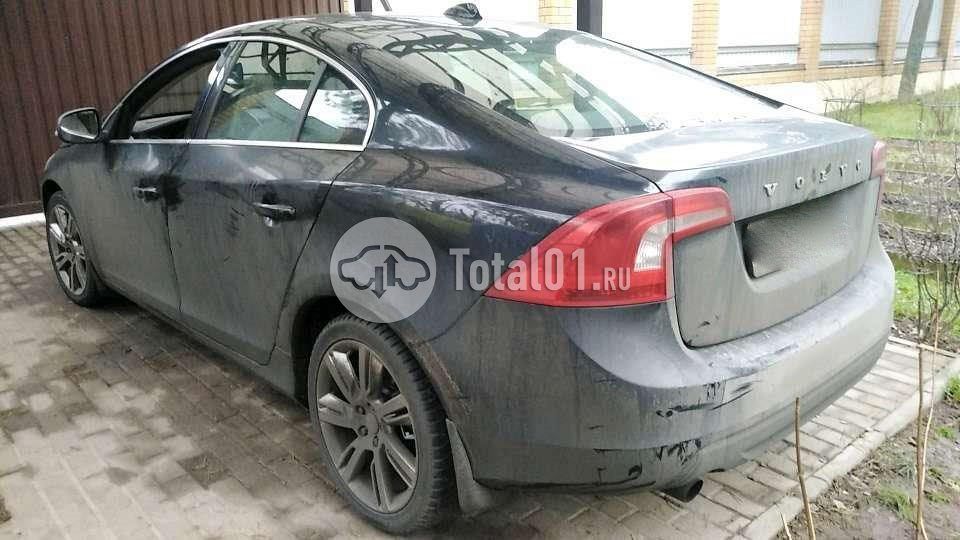 Фото Volvo S60 44