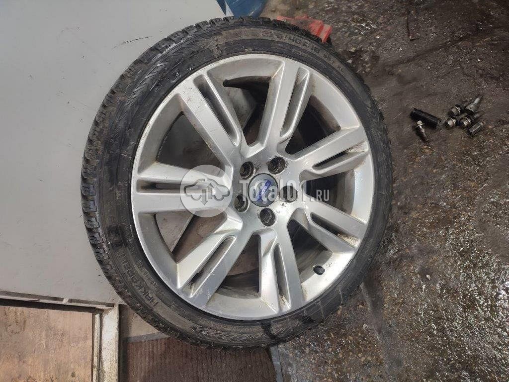 Фото Volvo S60 328