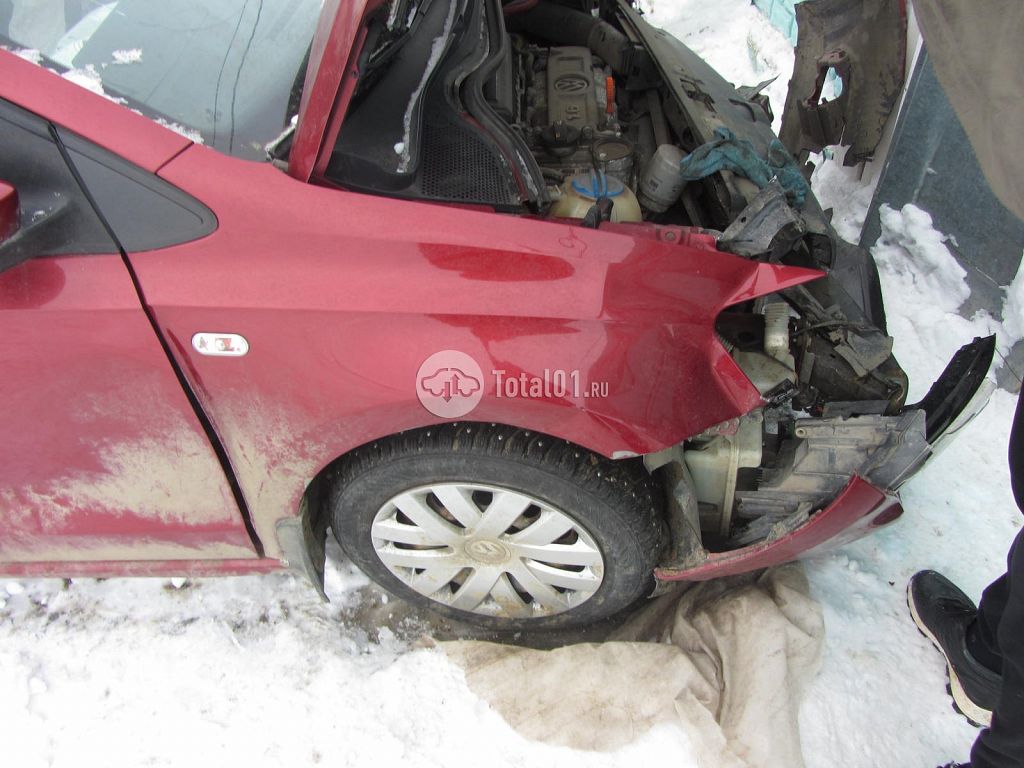 Фото Volkswagen Polo 26