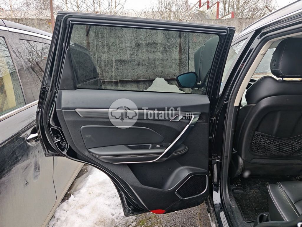Фото Geely Atlas Pro 132