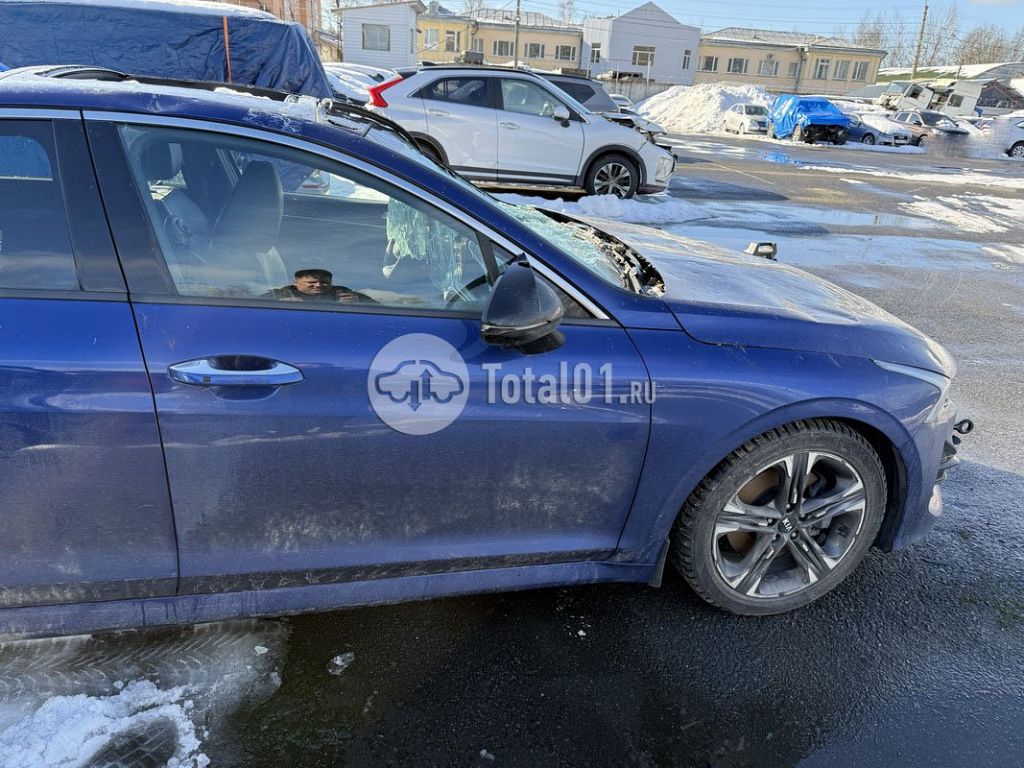 Фото KIA K5 40