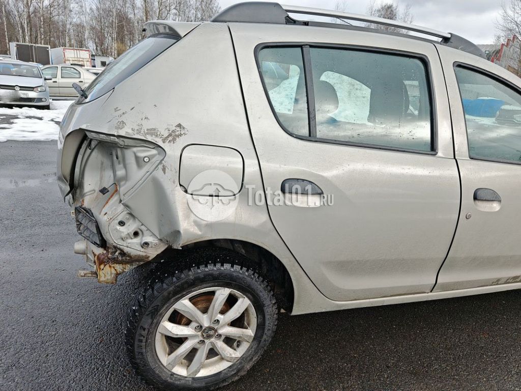 Фото Renault Sandero 26
