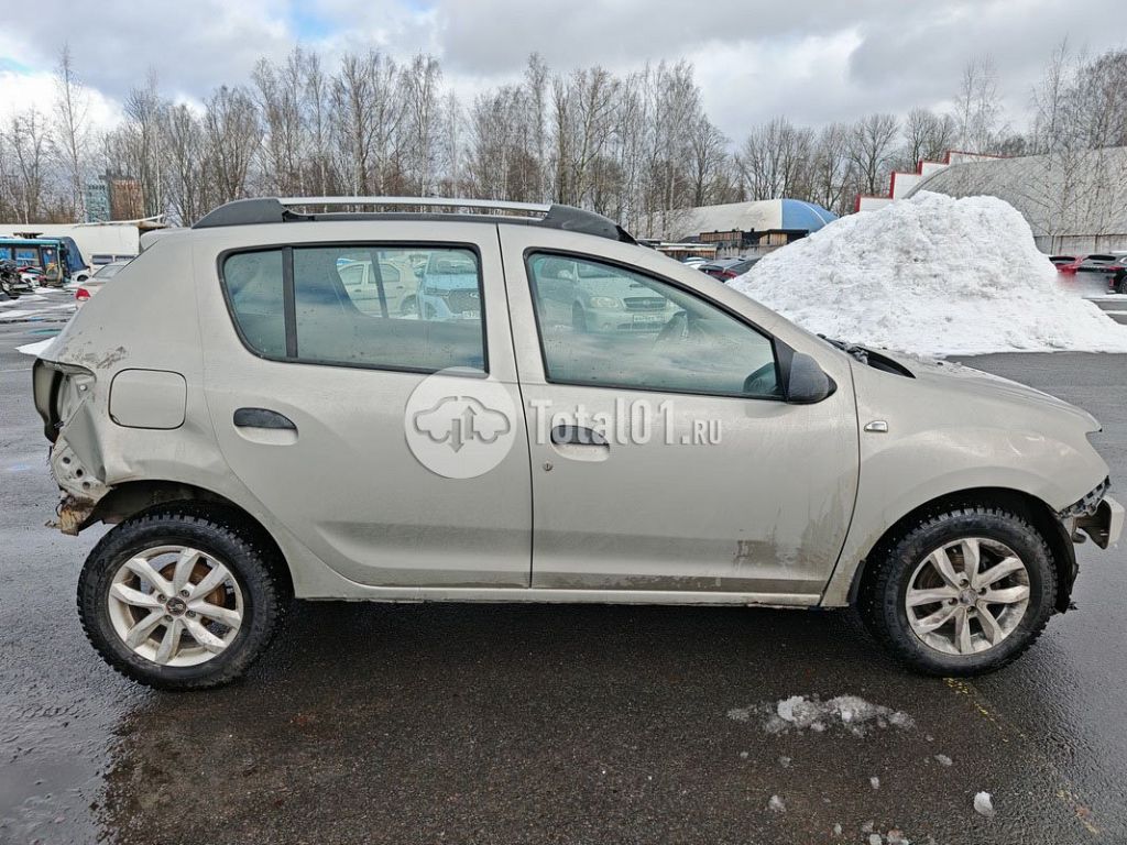 Фото Renault Sandero 46
