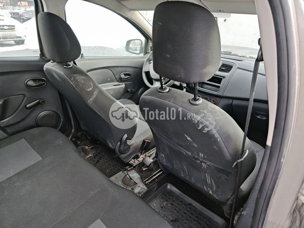 Фото Renault Sandero 140