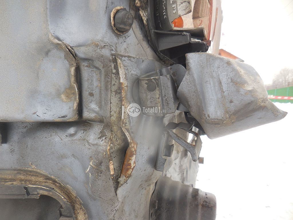 Фото Nissan Sunny 16