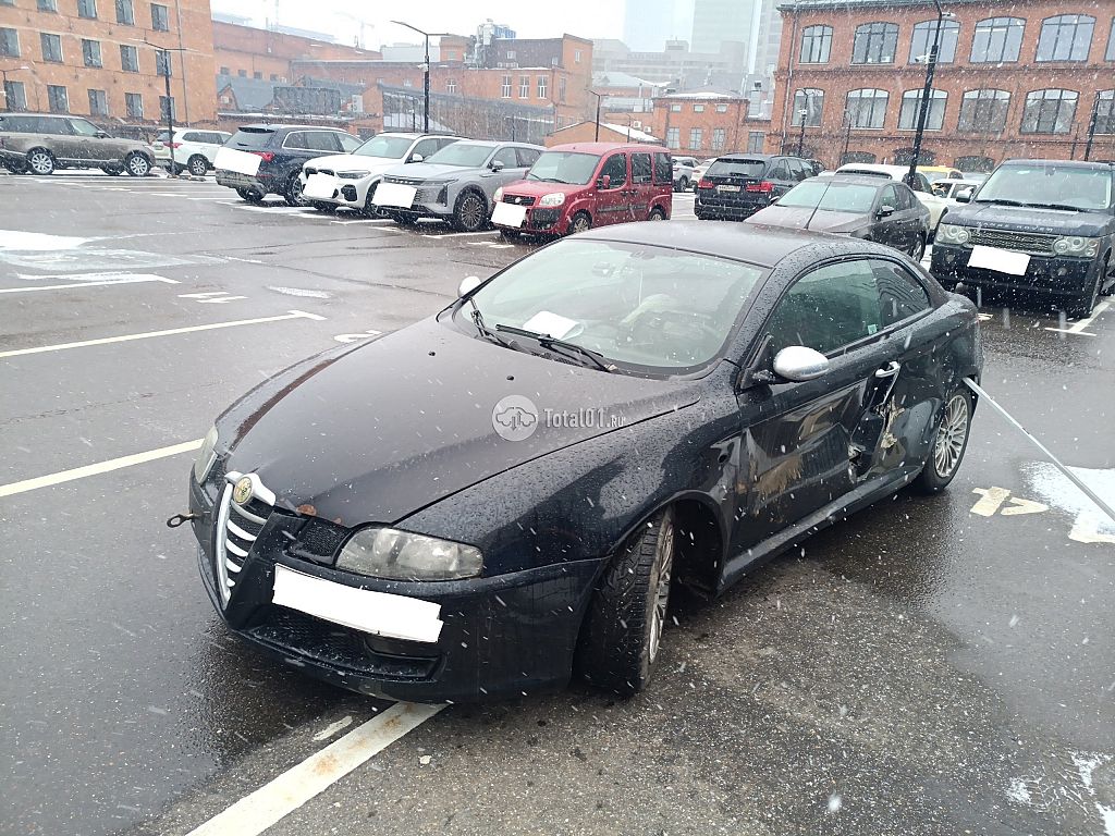 Фото Alfa Romeo GT 4