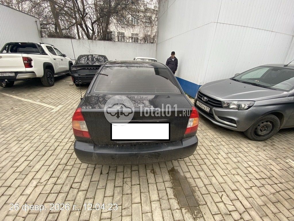 Фото Hyundai Accent 10