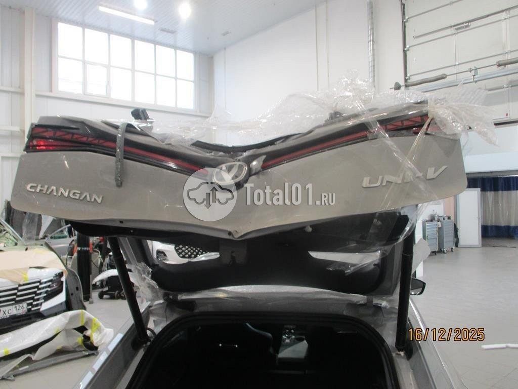 Фото Changan UNI-V 262