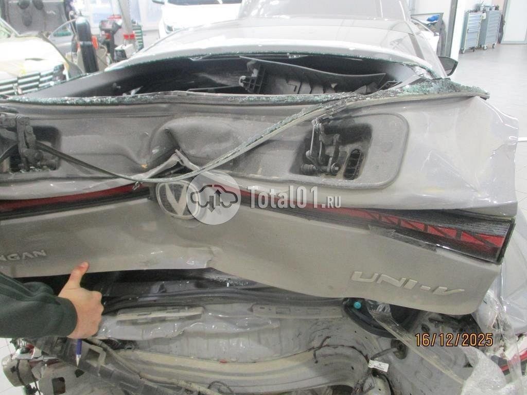 Фото Changan UNI-V 268